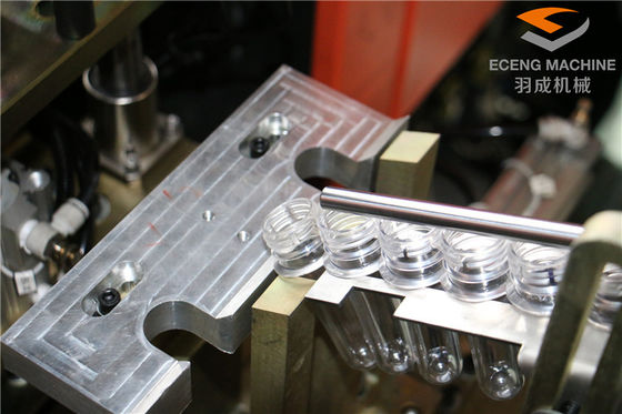 पूर्ण स्वचालित बेट बॉटल ब्लो मोल्डिंग मशीन 3000BPH 2cavity Eceng Q3000