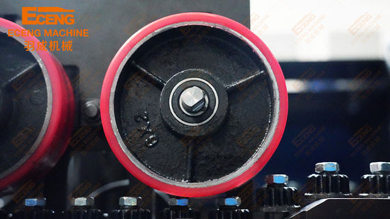 स्वचालित पीईटी बोतल ब्लो मोल्डिंग मशीन सिंगल मोल्ड लीनियर 2500BPH
