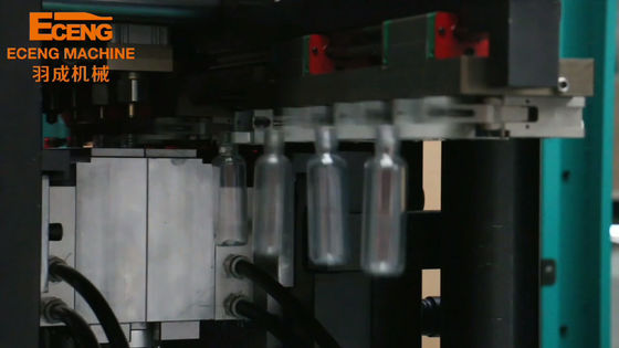 380V 50HZ 6 कैविटी स्ट्रेच ब्लो मोल्डिंग मशीन 5.5 * 1.8 * 1.9m