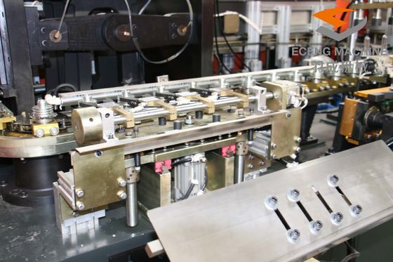 500 मिलीलीटर छोटा प्लास्टिक पीईटी खिंचाव उड़ाने वाली मशीन 220V आईएसओ