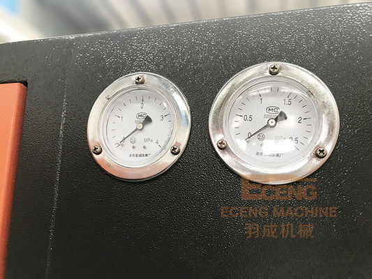 Eceng मिनरल वाटर बॉटल ब्लोइंग मशीन 650Kg स्ट्रेच ब्लो मोल्डिंग 380V 50HZ